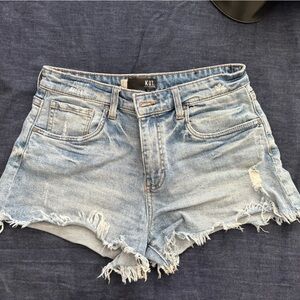 Kut from the Kloth Blue Denim Jean shorts